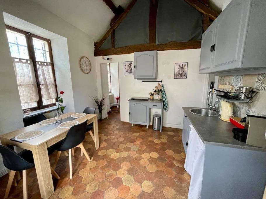 Maison A Proximite De Barbizon / Fontainebleau / A6 Holiday home Saint-Sauveur-sur-Ecole