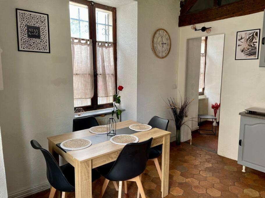 Maison A Proximite De Barbizon / Fontainebleau / A6 *